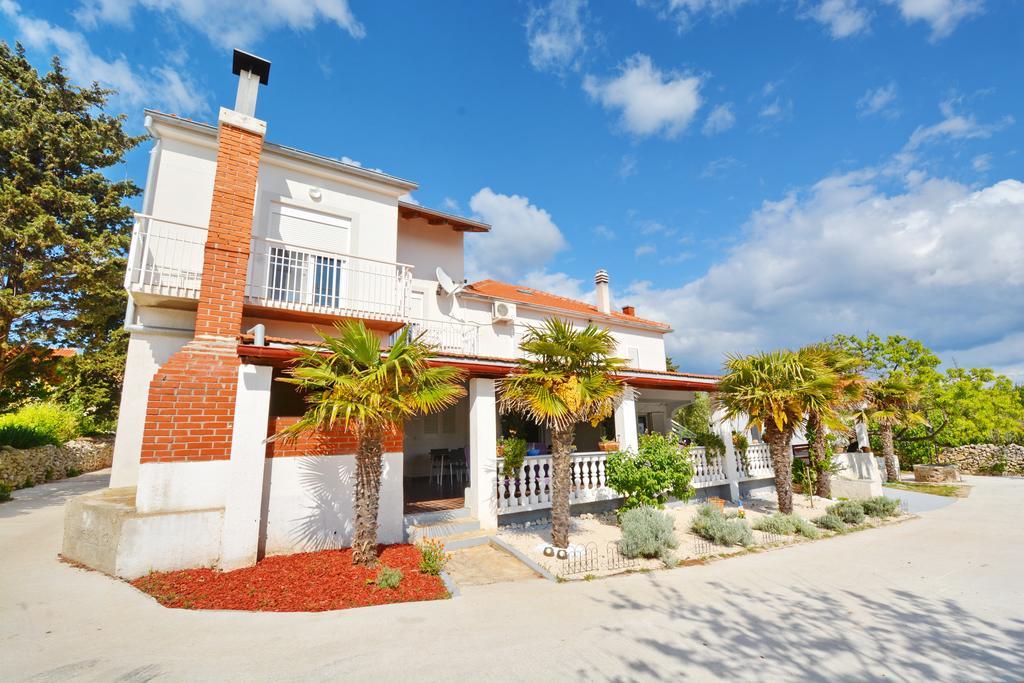 Apartments Katarina Veli Rat Exterior foto